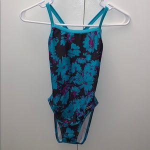 Speedo One Piece Swimsuit (size 28)